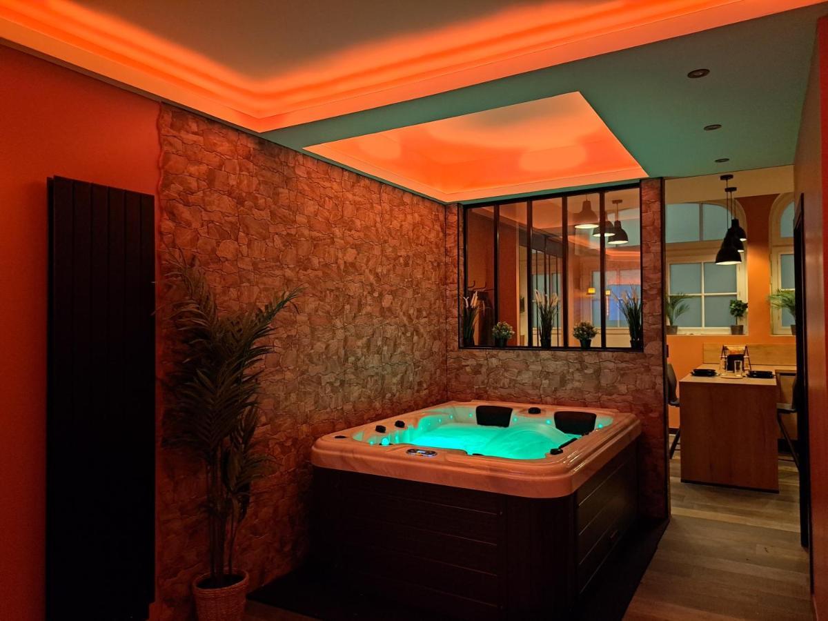 Ospaloft, Meuble Haut De Gamme Avec Spa Privatif アラス エクステリア 写真